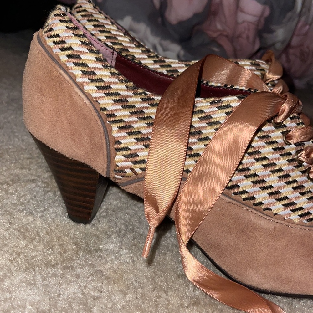 Heeled Booties - Picture 3 of 4